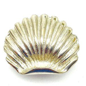 Fluted Shell Belt Buckle Silver Tone Scallop Beach Coastal Islands Ocean Sea